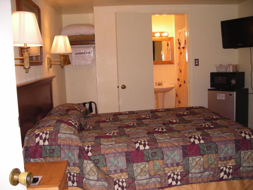 Falls Motel Thompson Falls Zimmer foto